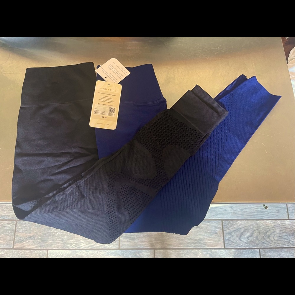 Fabletics High Waisted Leggings NEW